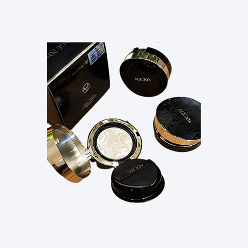 Finish luminos și protecție SPF pentru un ten perfect protejat
AGE 20's Essence Cover Pact SPF50+ PA+++ protejează pielea de razele UV, uniformizează nuanța tenului și adaugă strălucire sănătoasă. WowSkin Romania