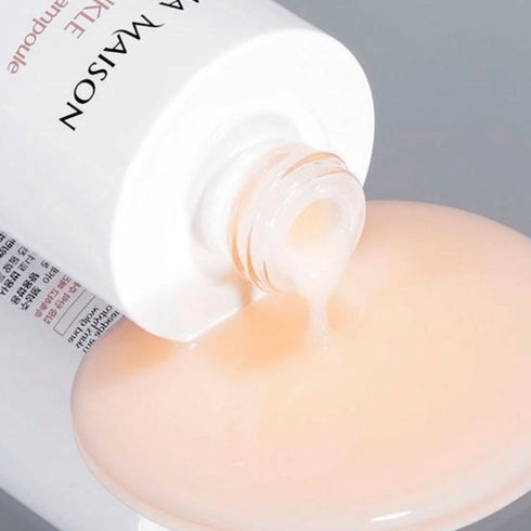 Întoarceți ceasul înapoi cu TIME WRINKLE Perfect Serum de la DERMA MAISON, o soluție sofisticată pentru întărirea intensivă a pielii îmbătrânite. Acest ser premium este formulat pentru a netezi liniile fine și ridurile, oferind o strălucire tinerească. Designul elegant al flaconului cu pompiță albă reflectă abordarea modernă a serului în ceea ce privește îngrijirea pielii