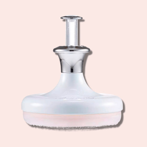 Ideală pentru o curățare facială delicată, peria are peste 400.000 de fire ultra-fine, blânde cu pielea sensibilă. wowskin.ro