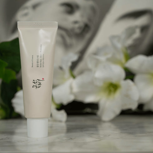 Cremă solară coreeană cu textură ușoară și absorție rapidă, perfectă pentru utilizarea zilnică. Mini formatul este ideal pentru călătorii sau retușuri pe parcursul zilei. wowskin.ro