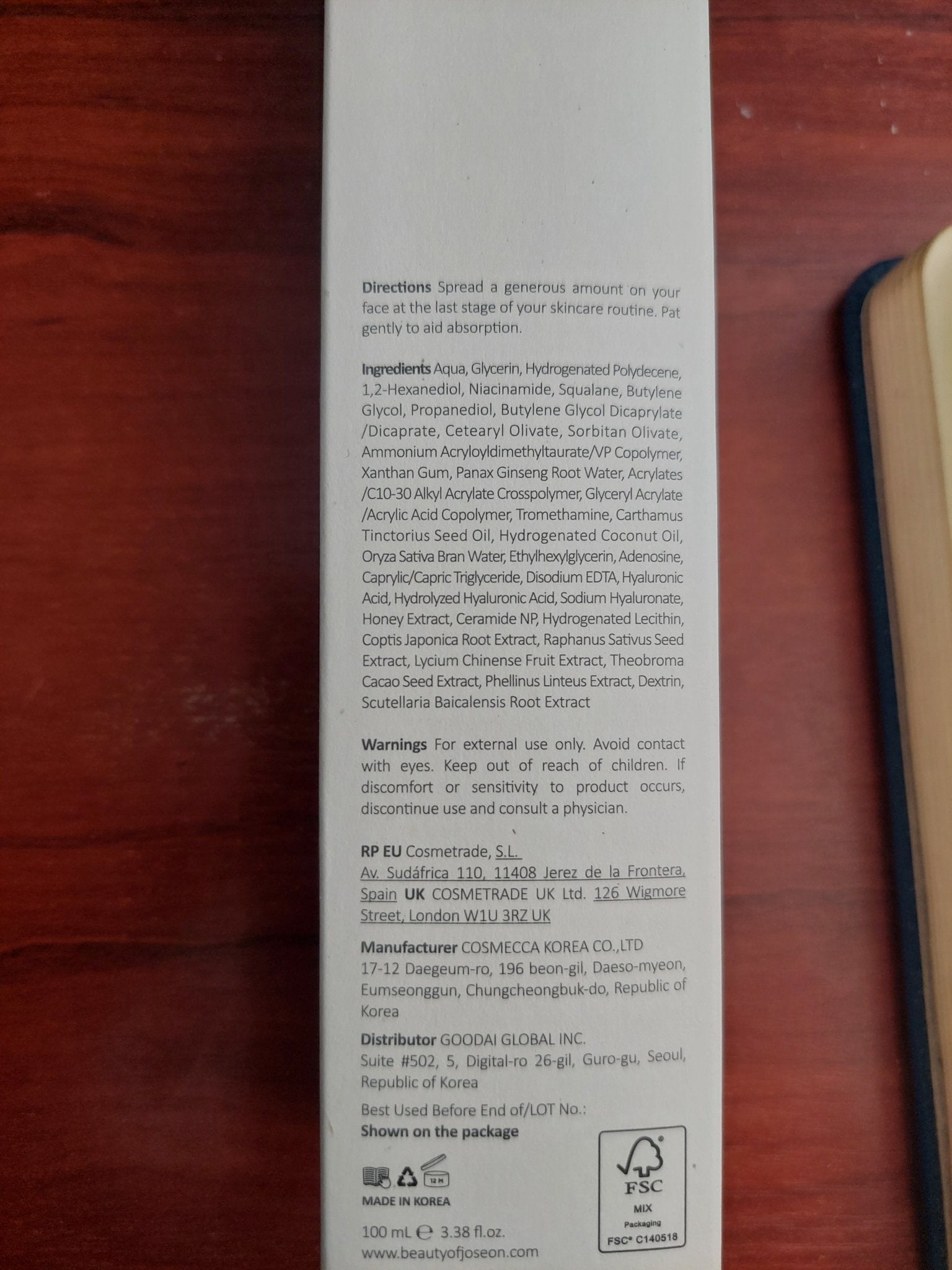 Descoperă puterea ingredientelor tradiționale coreene cu Beauty of Joseon Dynasty Cream. Hidratare profundă și fermitate vizibilă. wowskin.ro