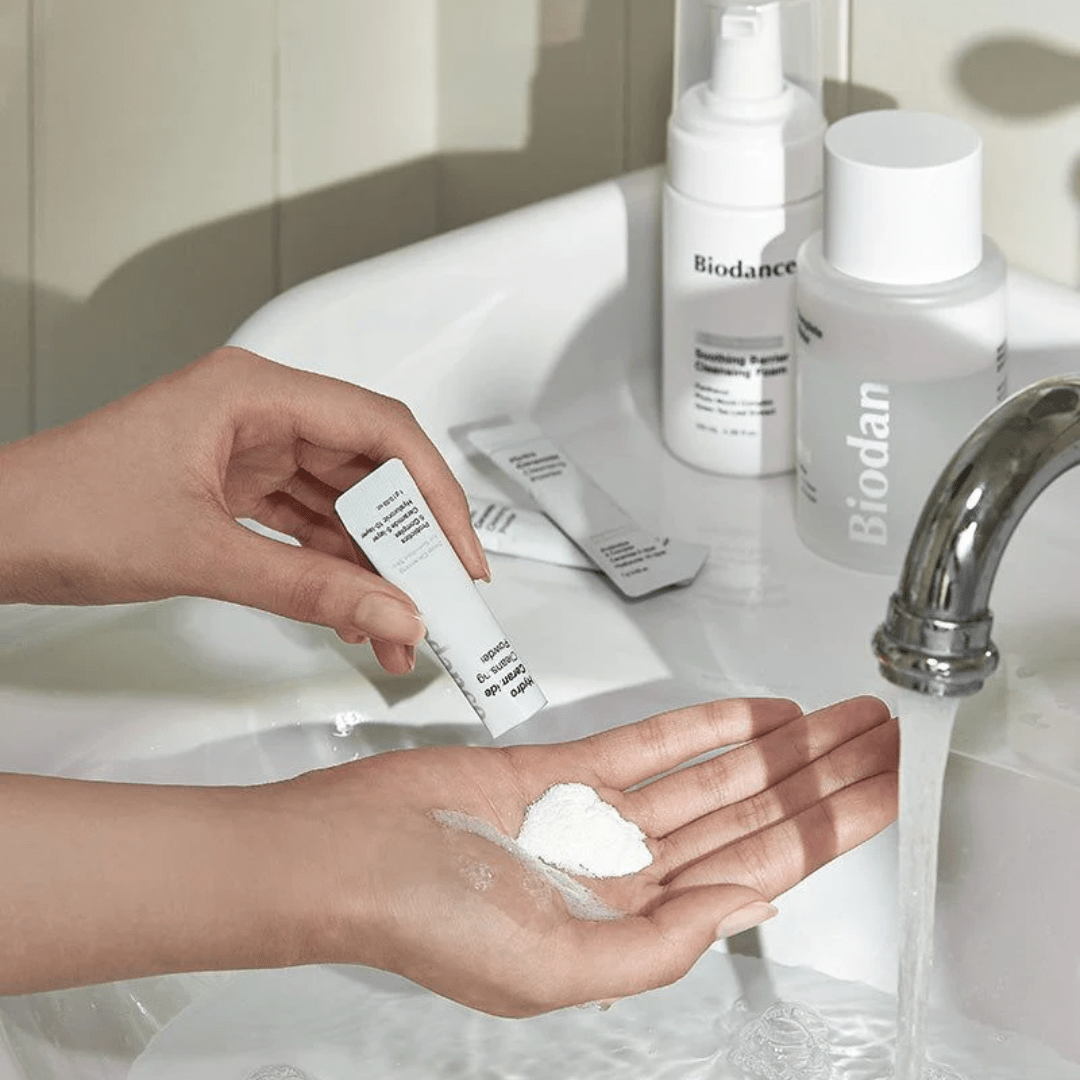 Descoperă curățarea coreeană eficientă: Biodance Cleansing Powder cu 30 pliculețe cu ceramide.
Elimină sebumul și reziduurile fără să compromită hidratarea naturală a pielii. wowskin.ro