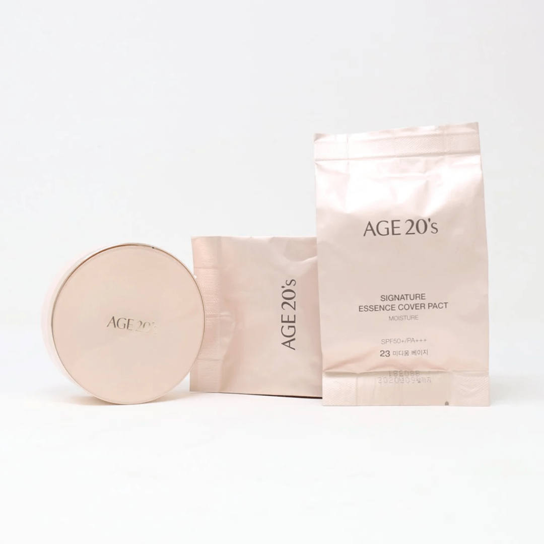 Machiaj coreean cu efect glowy și protecție SPF50+ PA+++
AGE 20’s Essence Cover Pact Moisture 23 oferă un look radiant și protejează pielea împotriva razelor UV, ideal pentru tenul mediu deschis.  WowSkin Romania