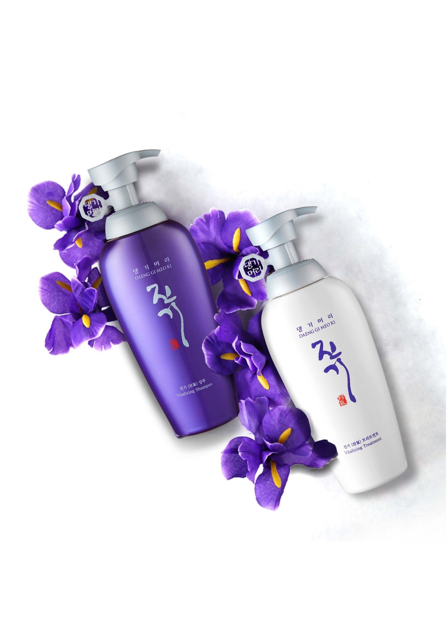 Tratamentul vitalizant Daeng Gi Meo Ri de 500 ml: Transformati-va rutina de ingrijire a parului cu acest tratament nutritiv coreean. Infuzat cu ingrediente botanice, acest tratament ajută la repararea părului deteriorat, redându-i vitalitatea și strălucirea. Formatul generos de 500 ml asigură că veți avea suficient produs pentru utilizări multiple, făcându-l o adiție de durată în rutina dvs. de îngrijire. Potrivit pentru toate tipurile de păr,