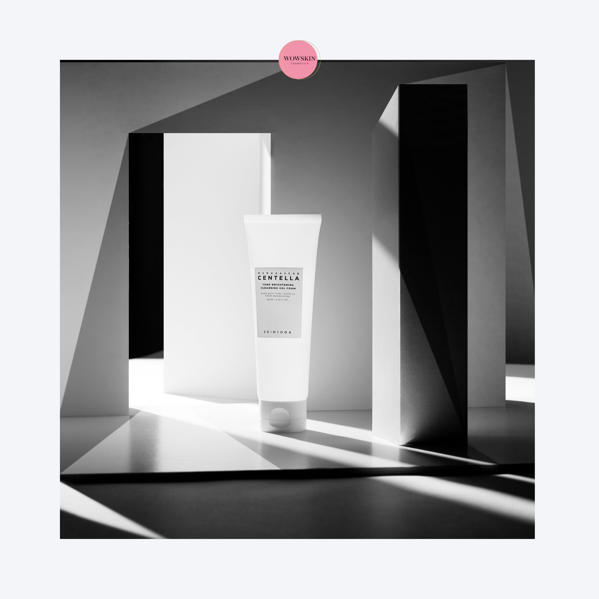 Madagascar Centella Tone Brightening Cleansing Gel Foam - WowSkin Romania